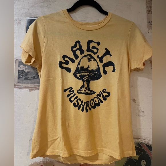 NWOT Bandit Brand Magic Mushroom Tee - Picture 5 of 7